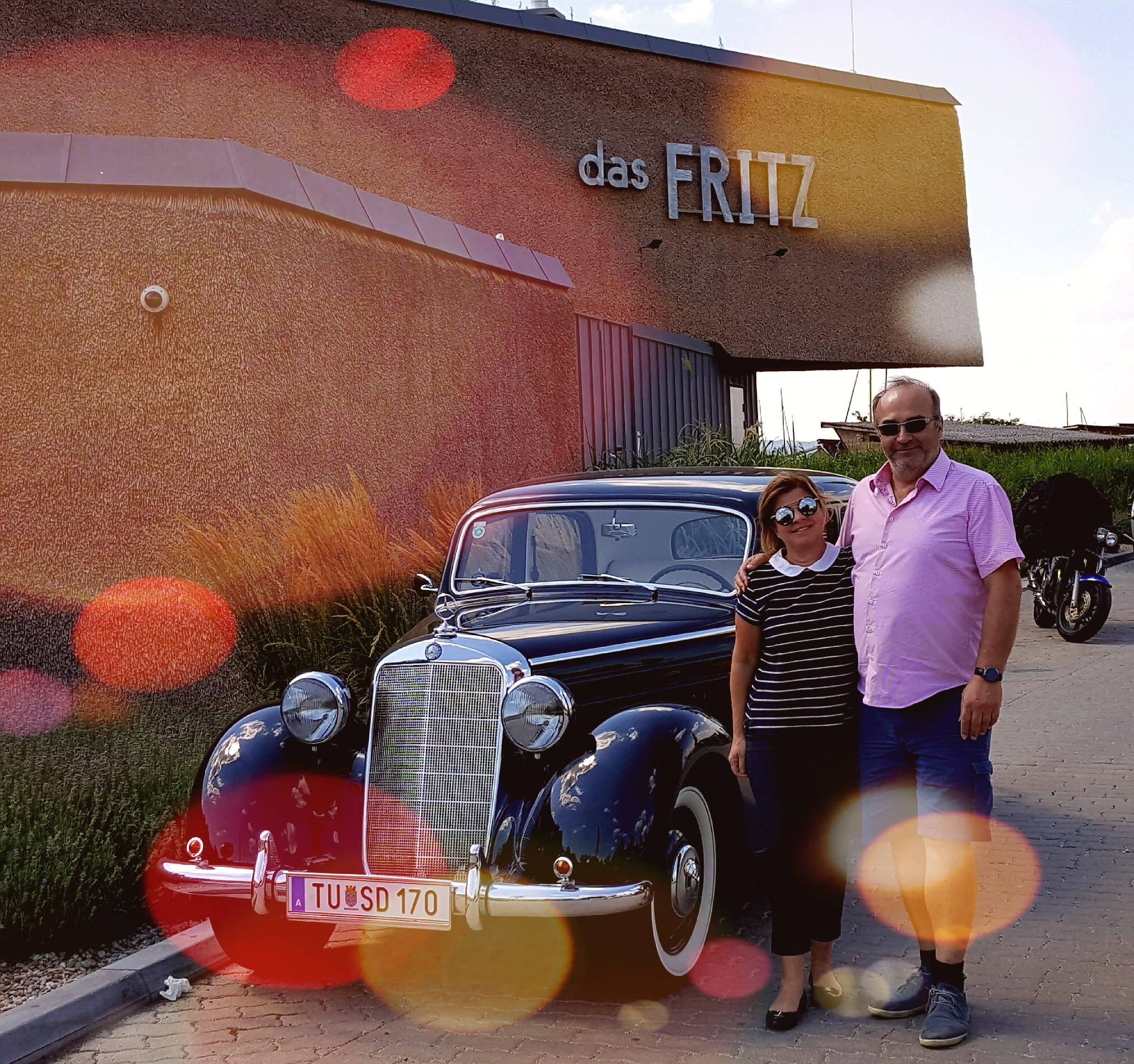 processed by AtomJPEG 1.5.0n